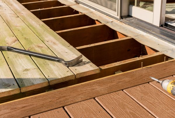 Cost of Old Deck Repair in San Antonio